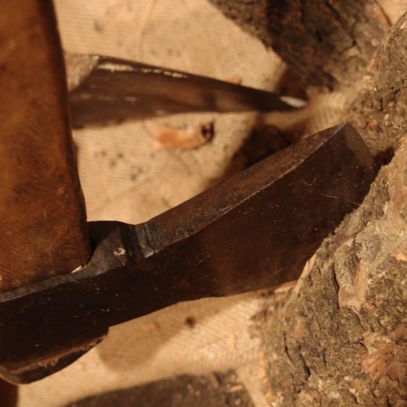 Competition axes Canada BC