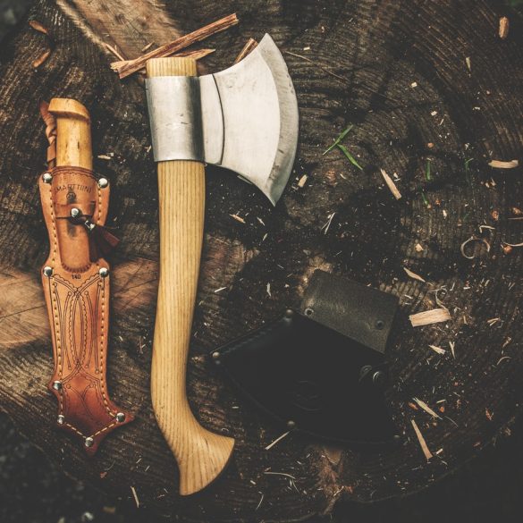 Competition axes and saws British Columbia