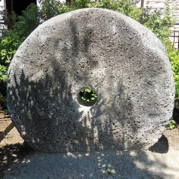 Grinder axe Sharpening Canada BC