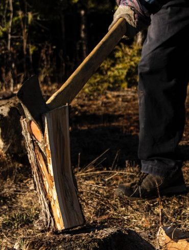 Grouse Mountain Lumberjack Show