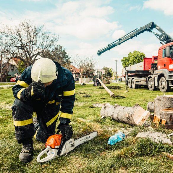 Log truck work British Columbia